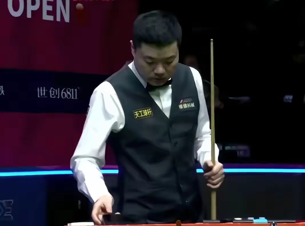 丁俊晖刷新世界纪录，纳达尔教练激动落泪！